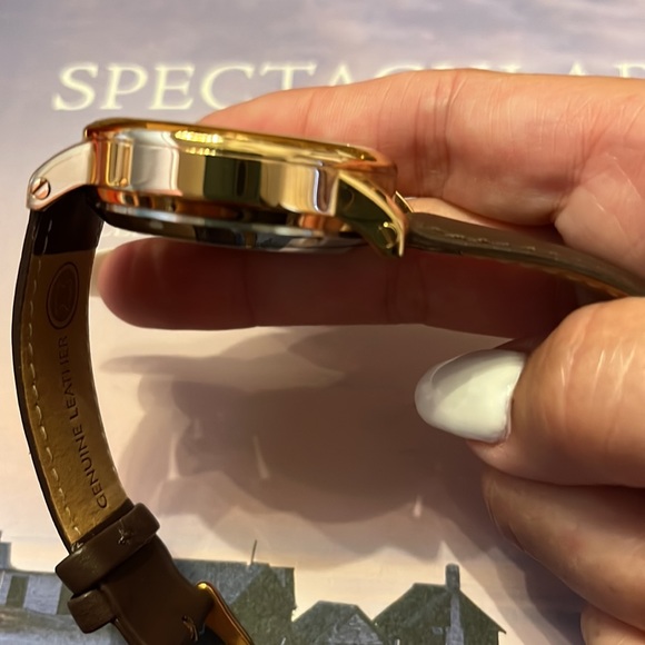 Rose Gold and brown automatic watch
Box included - Picture 6 of 10